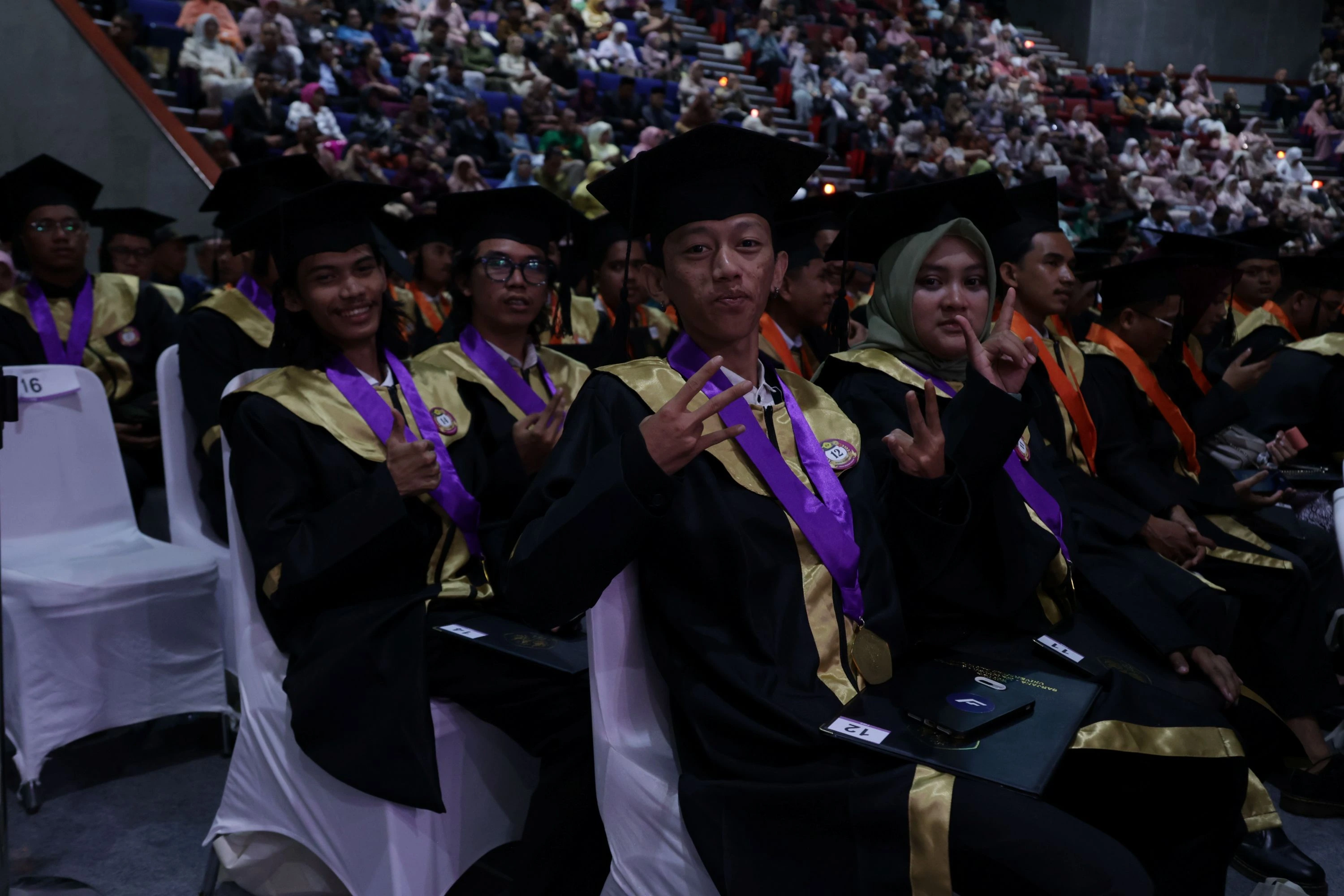 Suasana wisuda 6