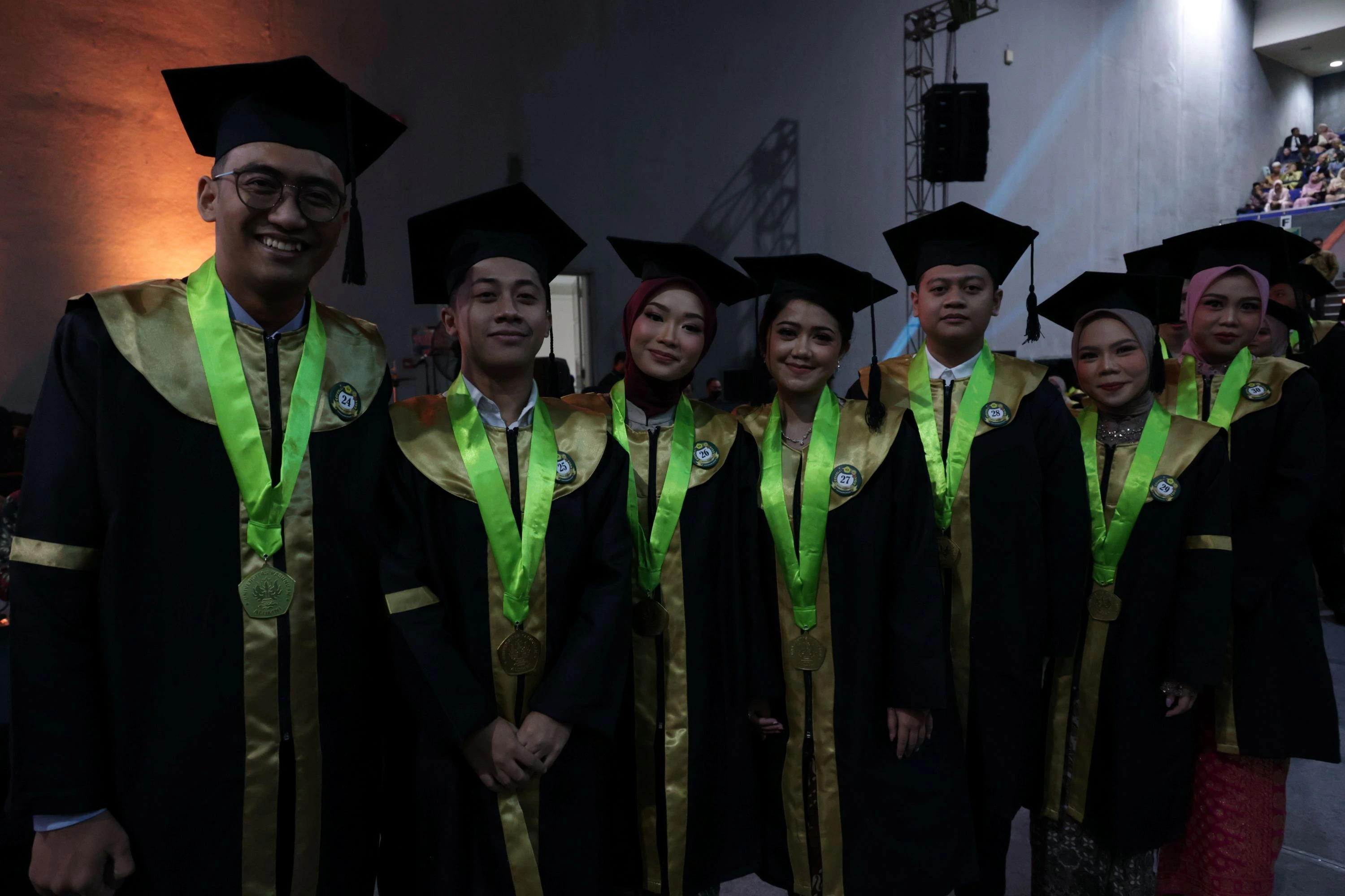 Suasana wisuda 7